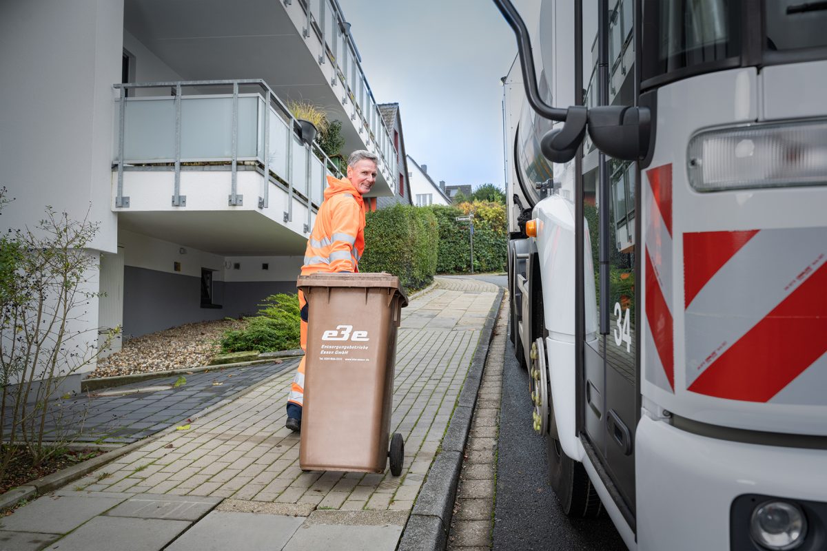 Leerung der Braunen Tonne für Bioabälle